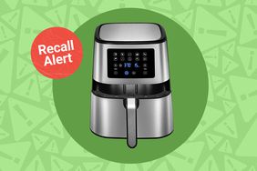 a photo of the Insignia 3.4-qt. Digital Air Fryer model NS-AF34D2 being recalled with the "recall alert" badge