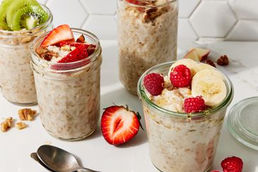 a recipe photo of the Overnight Steel-Cut Oats served in jars